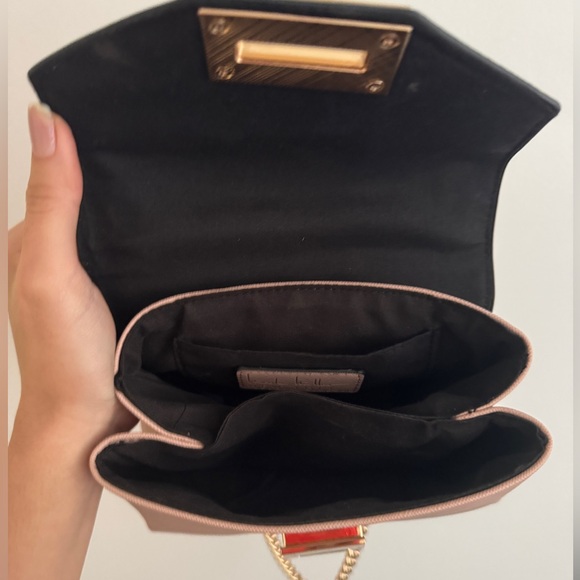 Pink Basic purse - Picture 3 of 3